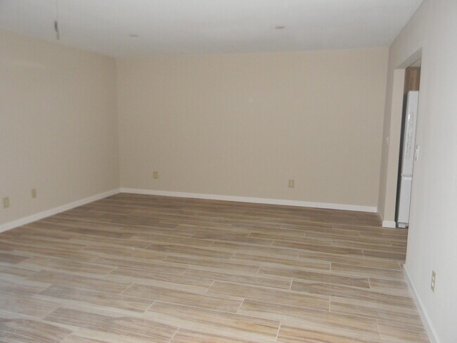 Building Photo - 1036 Ashley Ave