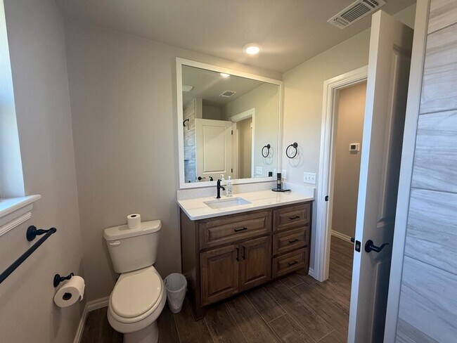 Building Photo - 8401 HazelWood Wy