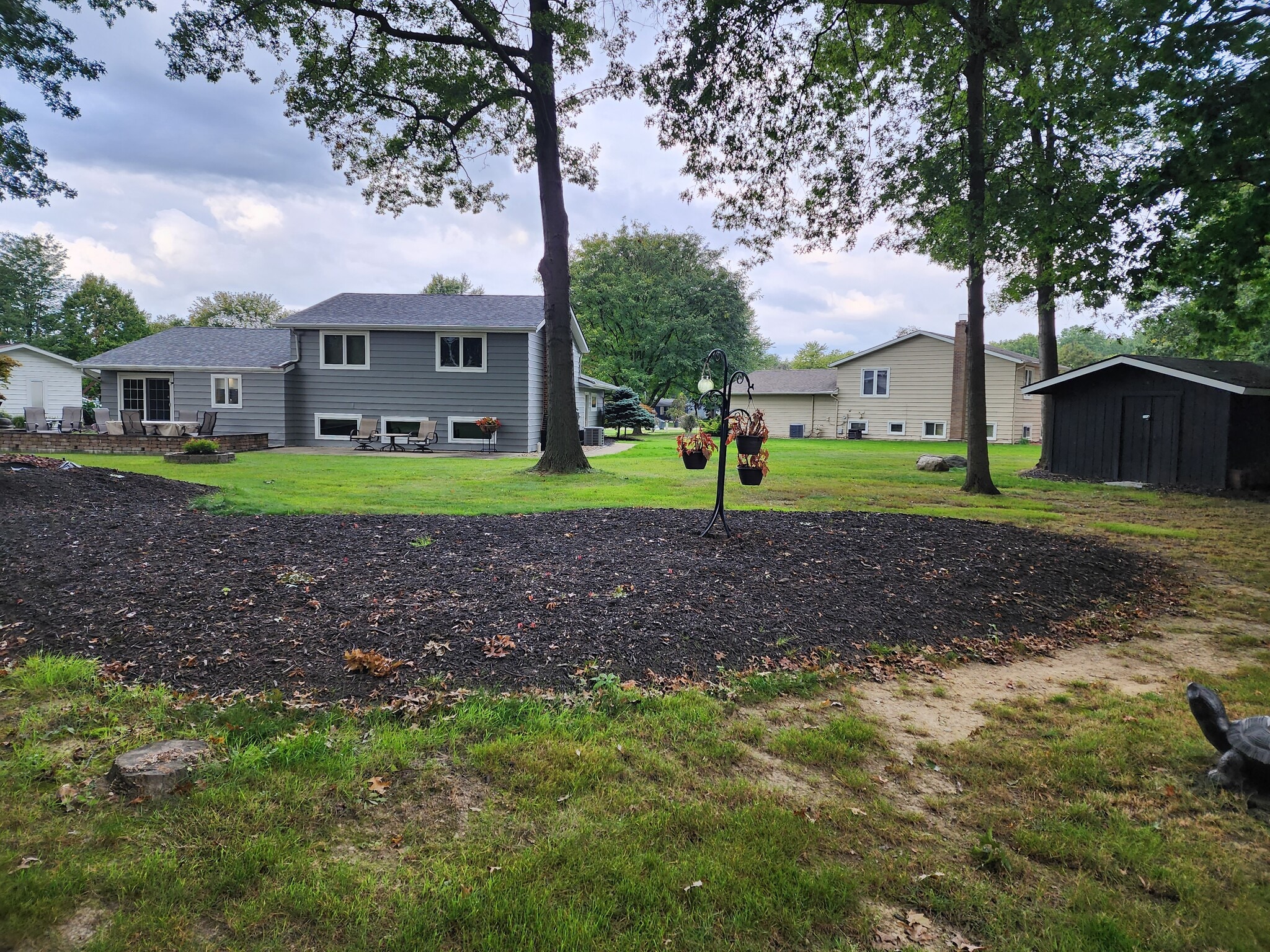 Building Photo - 20311 Village Green Dr