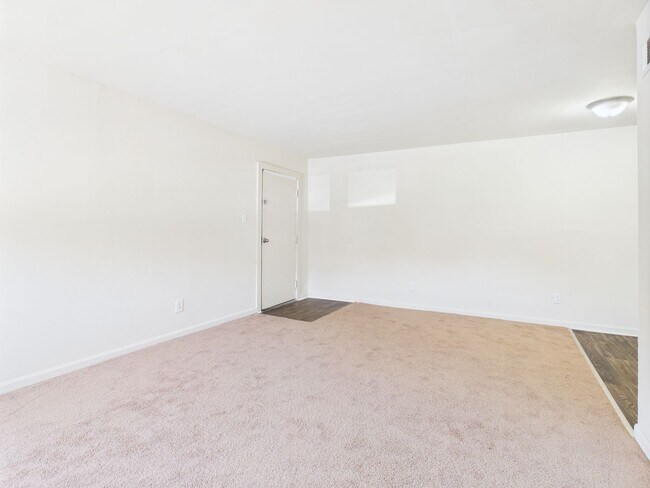 Interior Photo - Edgewood Apartments