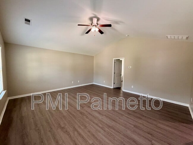Building Photo - 226 Elsoma Dr