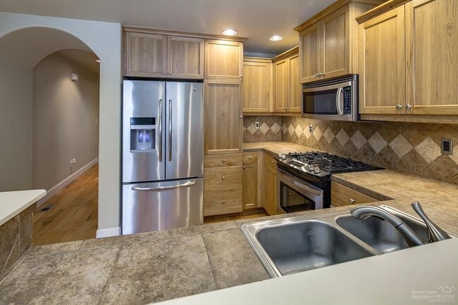 Building Photo - 20287 Schaeffer Dr