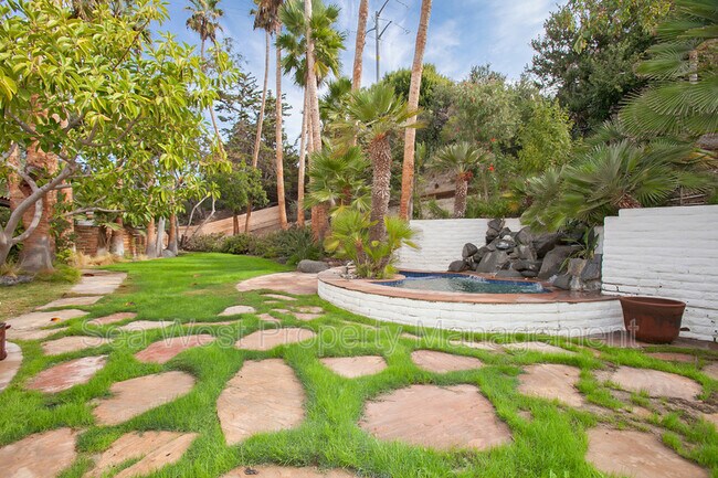 Building Photo - 7128 Almaden Ln