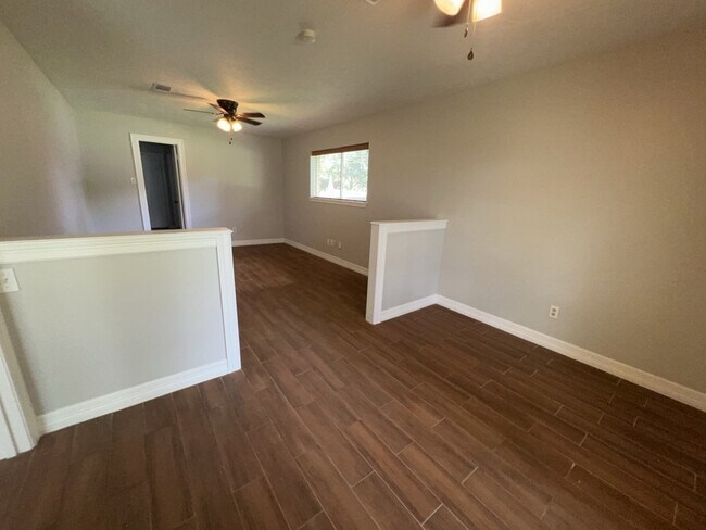 Building Photo - 30707 Martens Rd