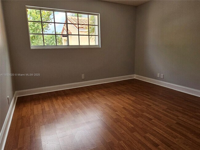 Building Photo - 1359 Springside Dr