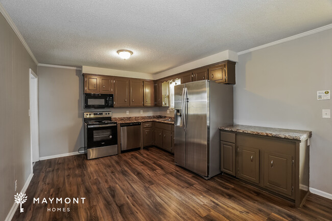 Building Photo - Charming 3 Bedroom in Clarksville