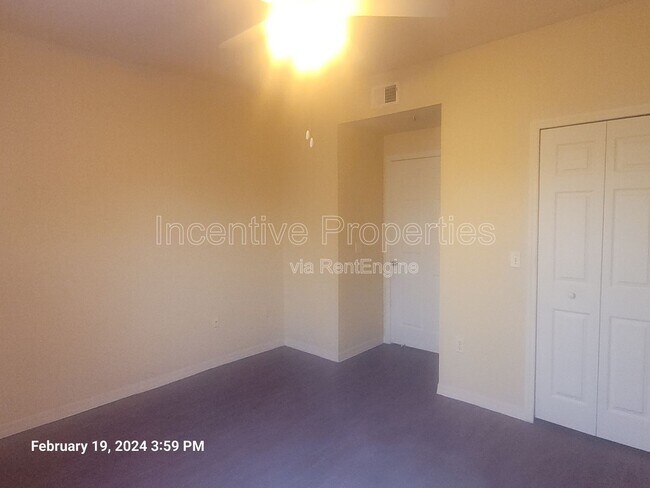 Building Photo - 6071 Westgate Dr