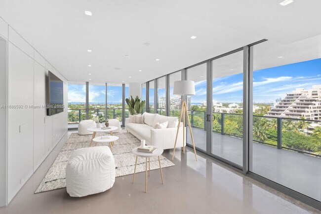 Building Photo - 350 Ocean Dr