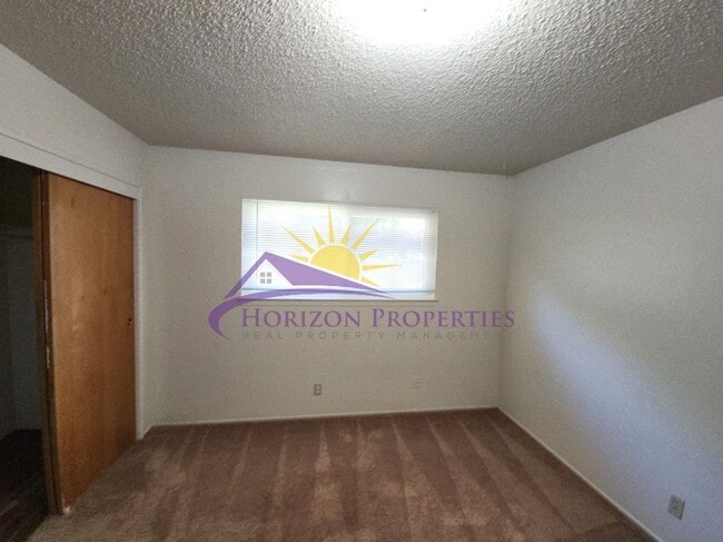 Building Photo - 1430-1432 Topaz Way