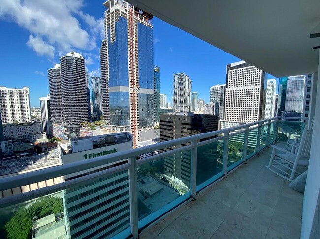 Building Photo - 951 Brickell Ave