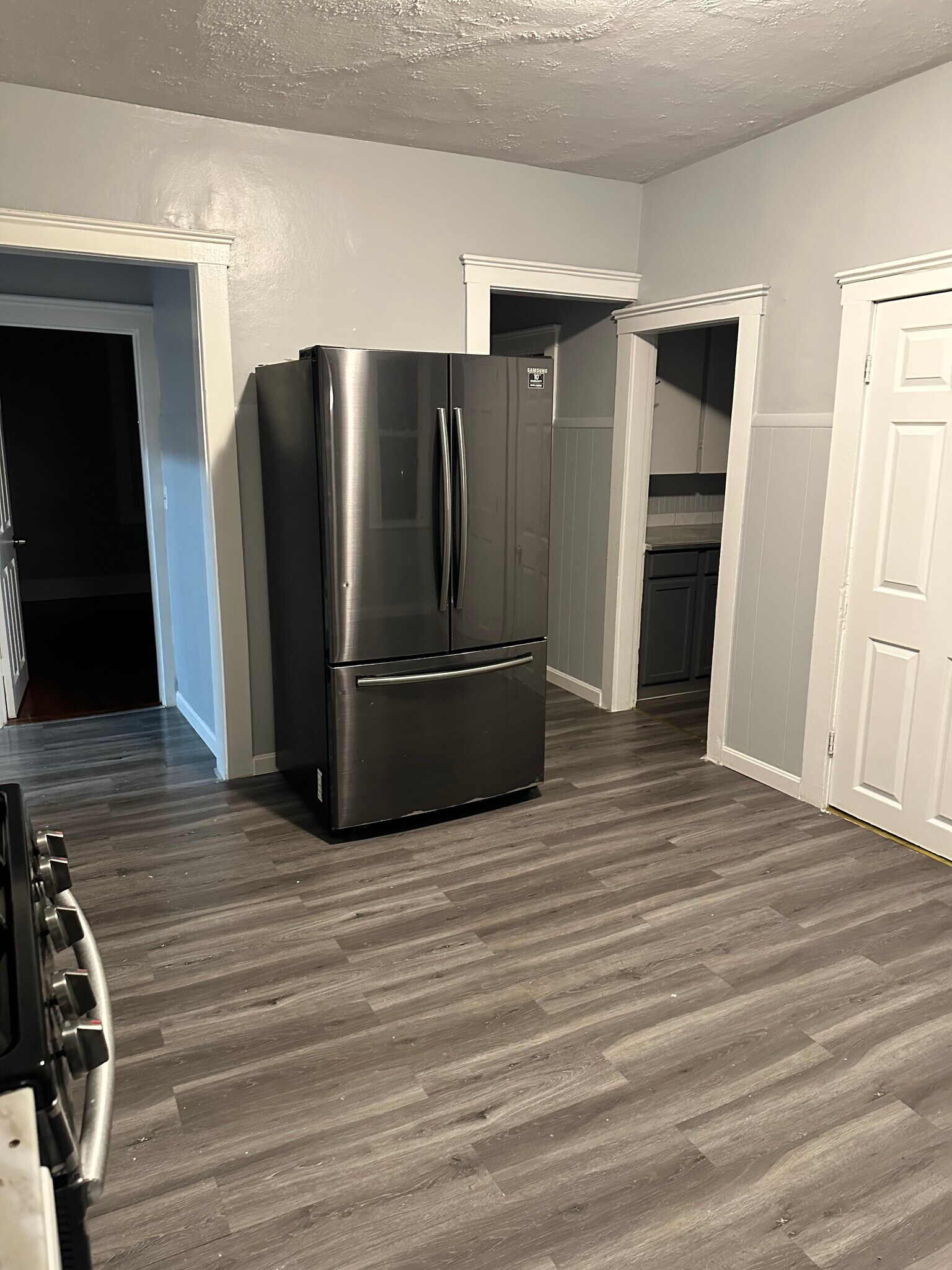 Building Photo - 16 Sabra St