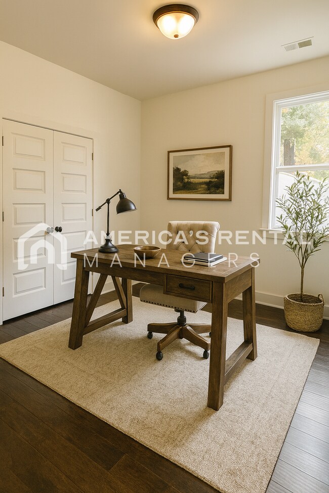 Building Photo - Home for Rent in Vestavia Hills, AL!!! Sig...