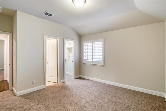 Building Photo - 631 Creekway Dr