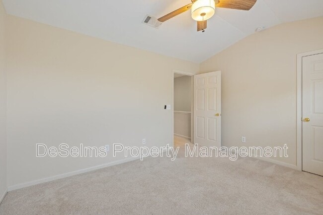 Building Photo - 1101 Downs Blvd