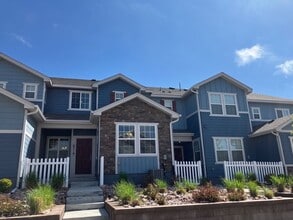 Building Photo - 8719 Shady Ridge Grv