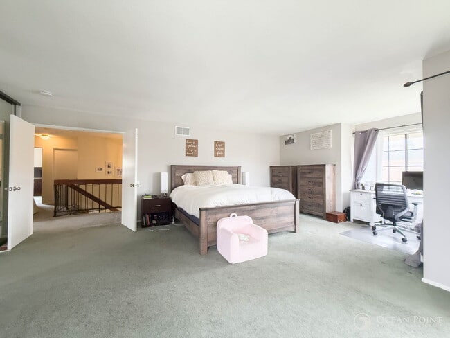 Building Photo - Large Four Bedroom Home for Rent in Moorpark!
