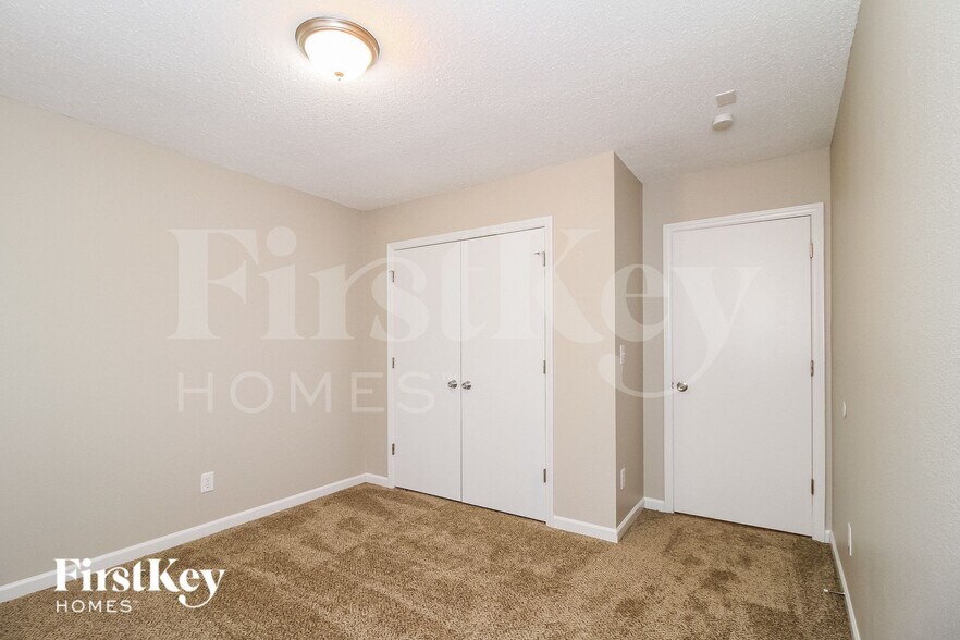 Building Photo - 1717 Challock Way