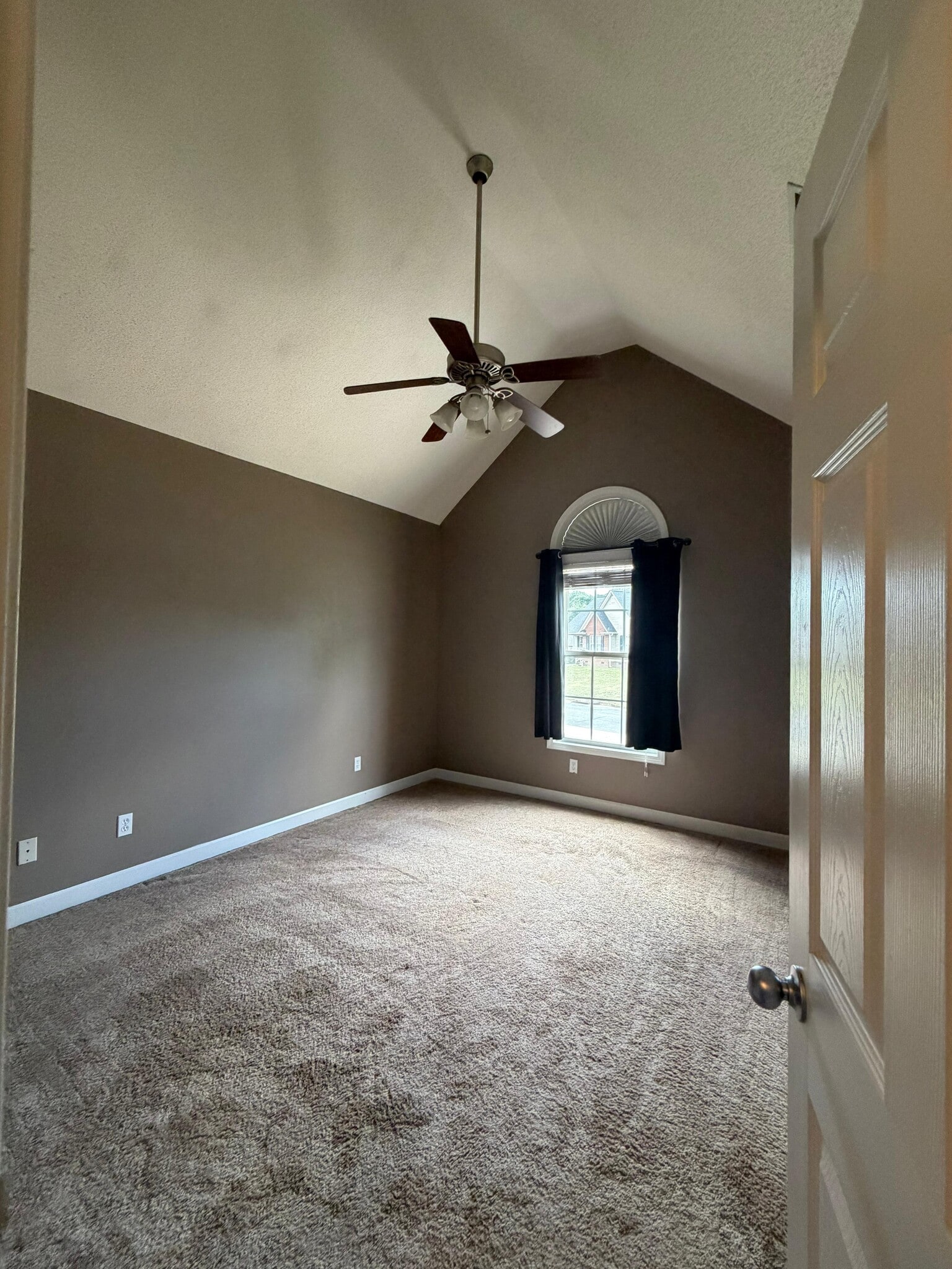 Building Photo - 693 Cotton Branch Dr