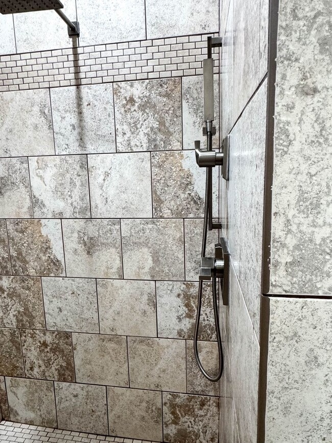 Building Photo - 4925 Milano Way