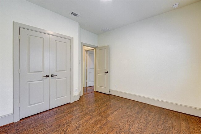 Building Photo - 5710 Brancott Way