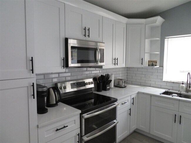 Building Photo - 13107 Point O Wood Ct