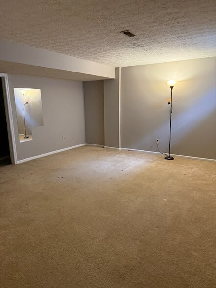 Building Photo - 2353 Gavinley Way