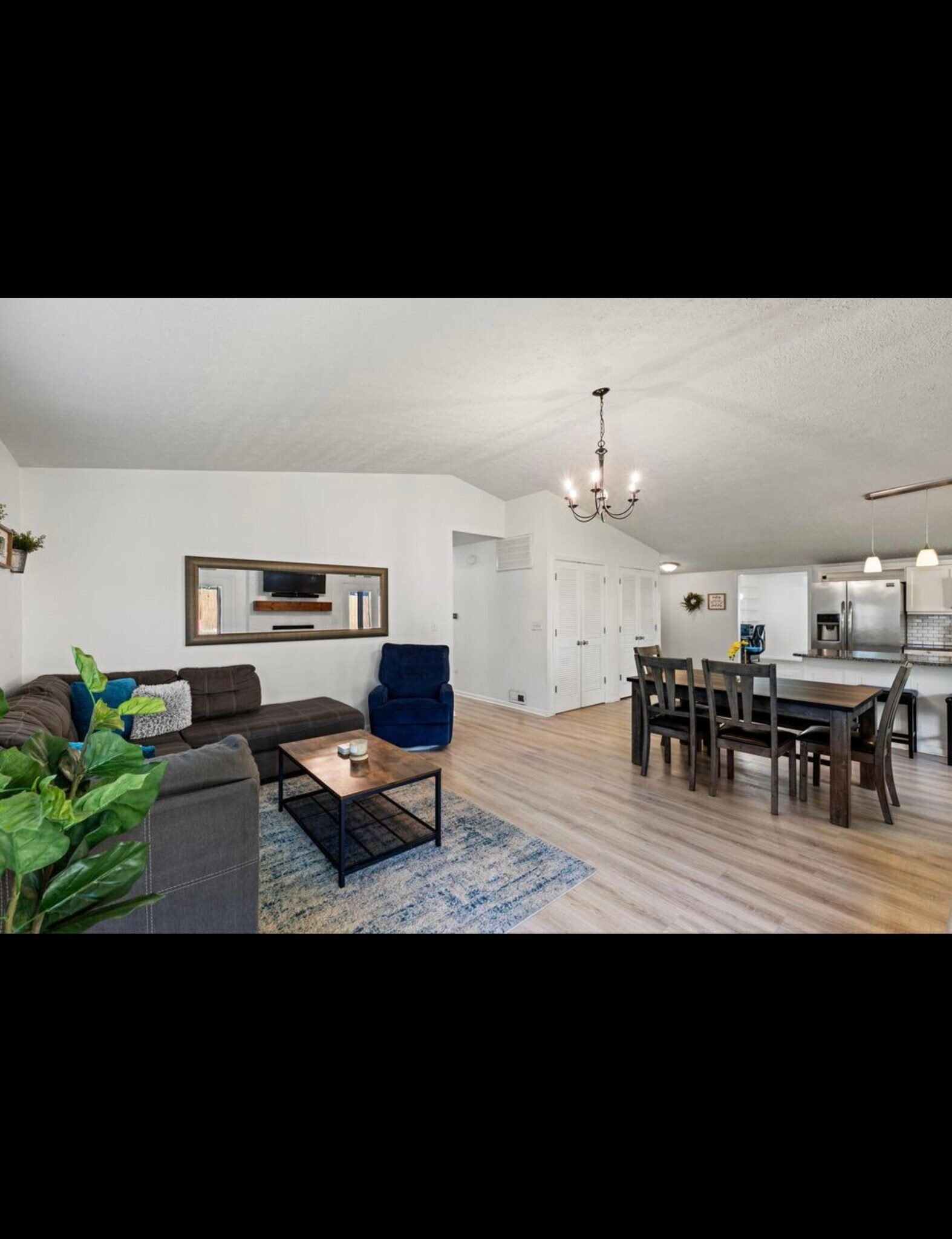 Building Photo - 3483 Greentree Rd