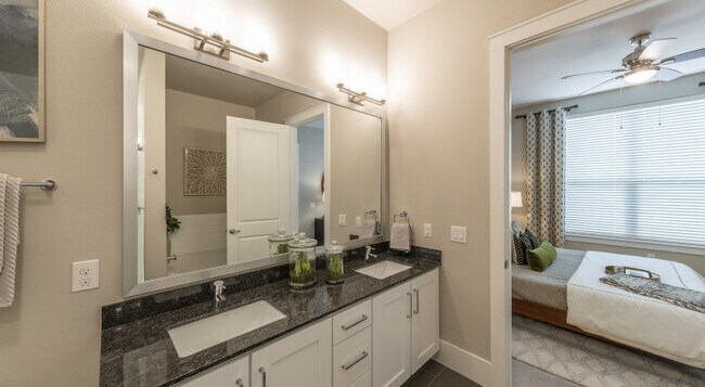 Building Photo - Beautiful Studio Home! Great Savings!