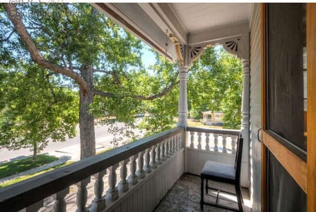 Building Photo - 1329 11th Ave