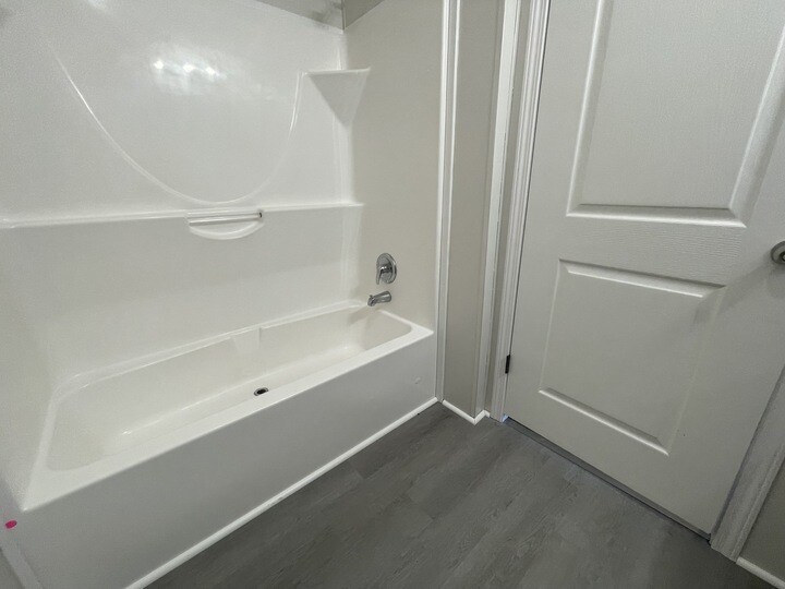 Building Photo - 15835 Marentette Dr