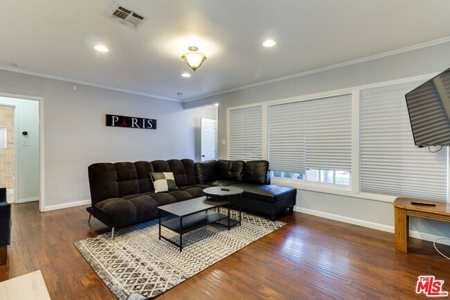 Building Photo - 6659 Amigo Ave