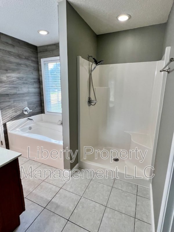Building Photo - 391 Crystal Spring Dr