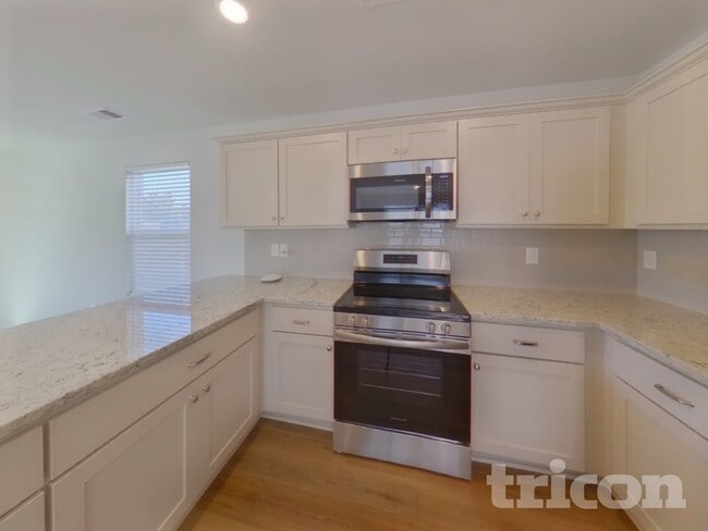 Building Photo - 177 Braxton Dr