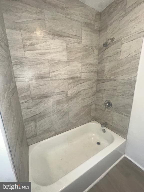 Building Photo - 26 Cavell St