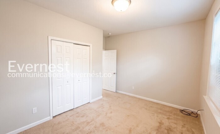 Building Photo - 743 Graysville Rd