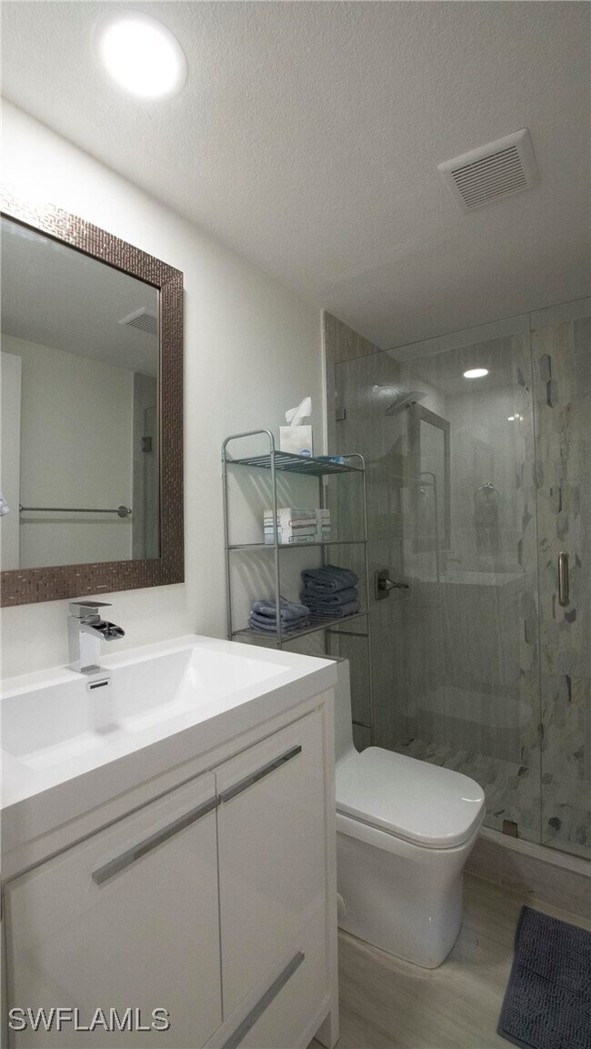 Building Photo - 859 Tanbark Dr