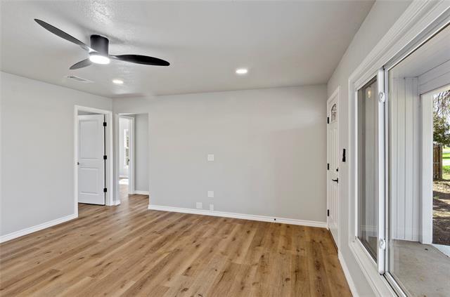 Building Photo - 131 Long St