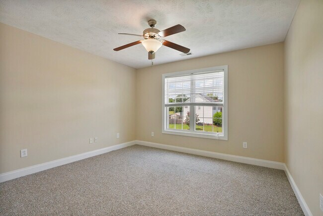Building Photo - 2813 Franciscan Dr