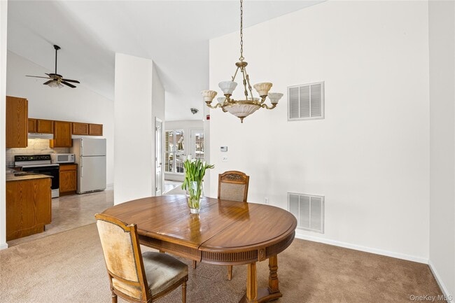 Building Photo - 1005 Constance Ln