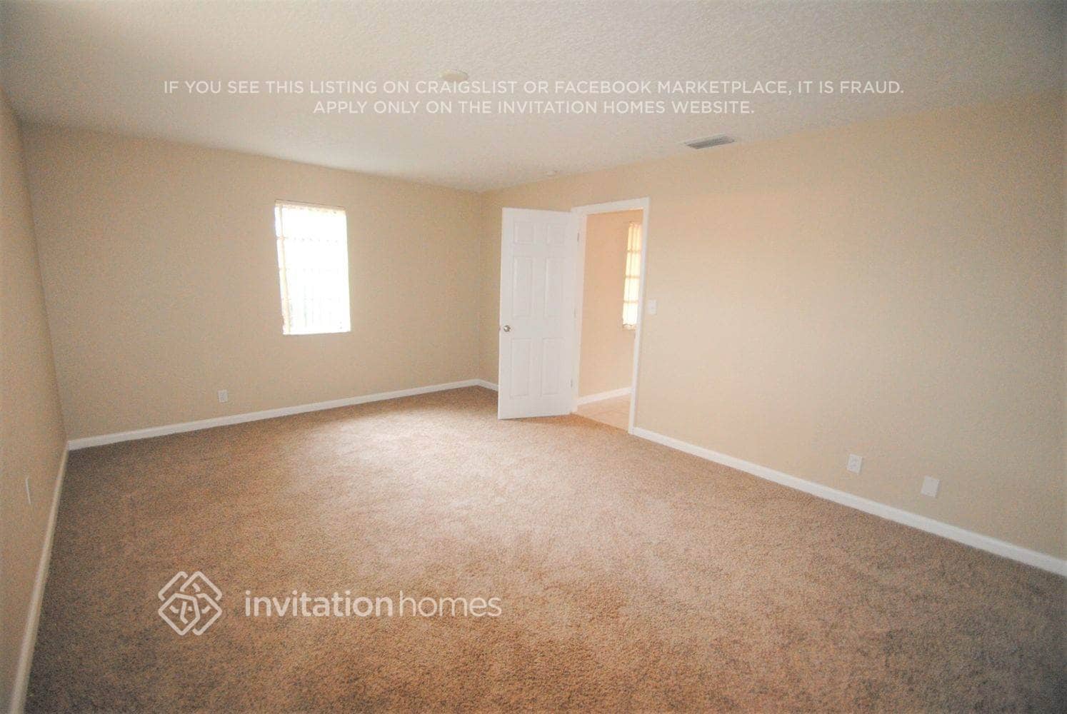 Building Photo - 291 NW 42nd Ave