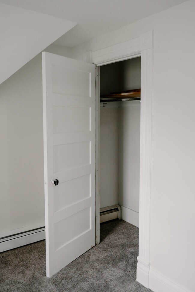 Building Photo - 354 Terrace Blvd