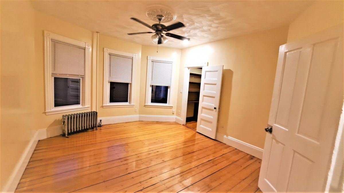 Building Photo - 35 Catawba St
