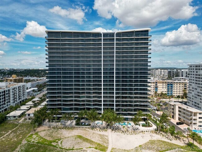 Building Photo - 900 N Ocean Blvd