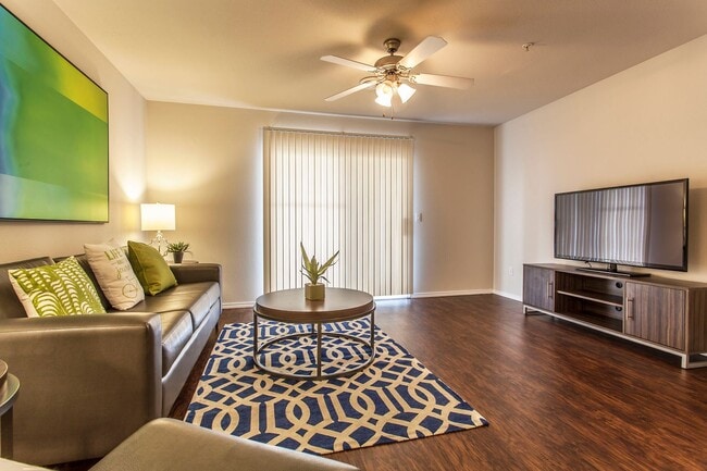 Interior Photo - acar-The Carlyle Apartment Homes