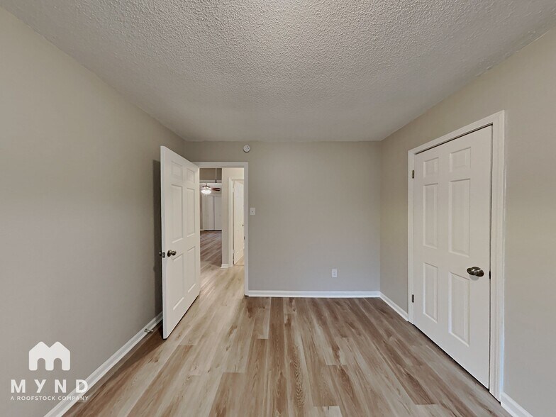 Building Photo - 6082 Belle Grove Cove N