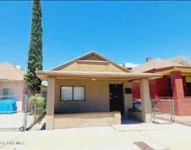 Building Photo - 1305 E San Antonio Ave