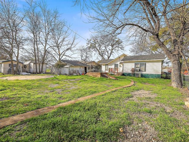 Building Photo - 105 E Hunt St