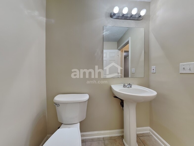 Building Photo - 96067 Waters Ct