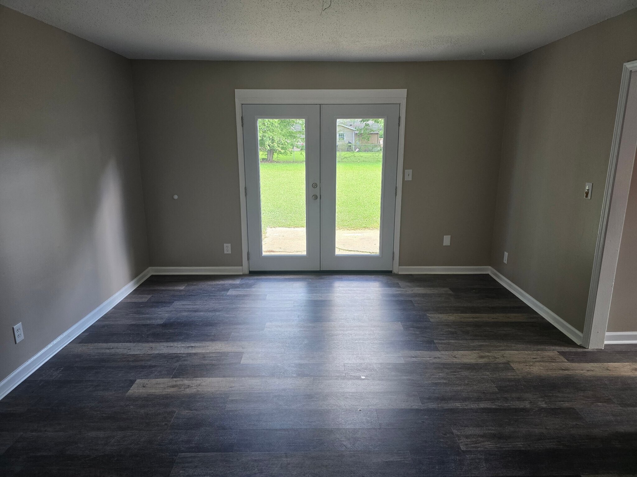 Building Photo - 4512 Hurlston Dr