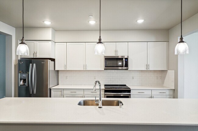 Building Photo - 2002 101st Ave SE